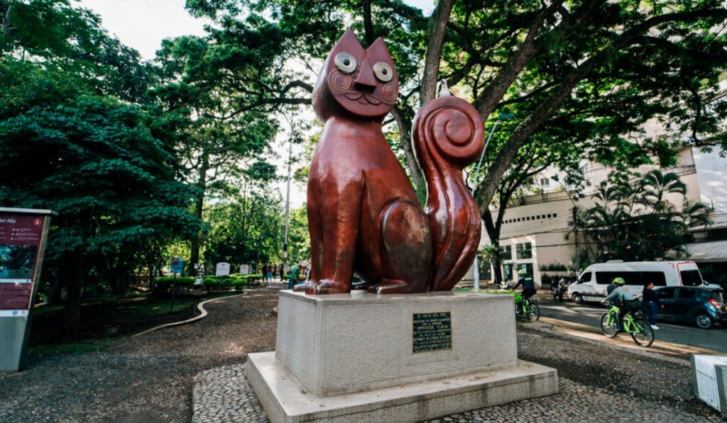 Monumento Gato del Río
